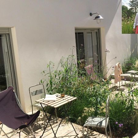 Denis & Virginie - Chateau A Pied - Parking Gratuit Versailles Exterior photo